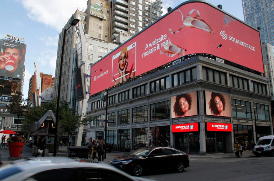 outdoor billboard advertising 