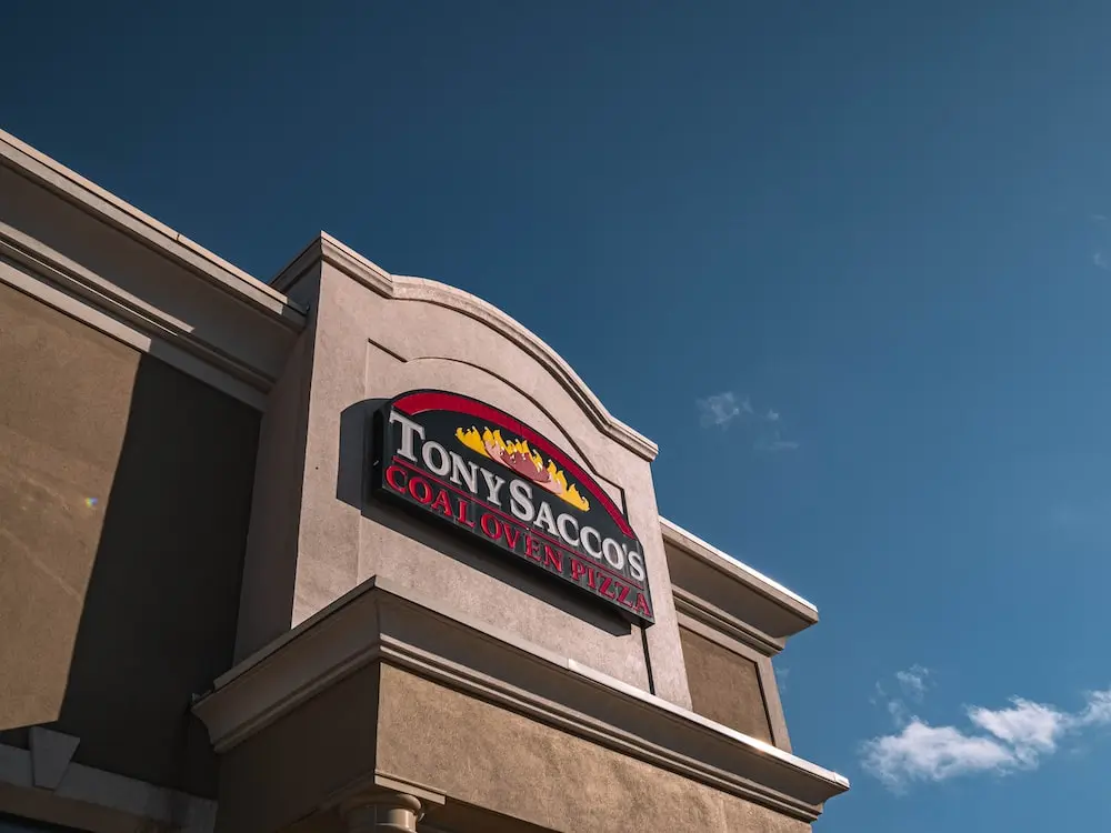  design a logo for restaurant