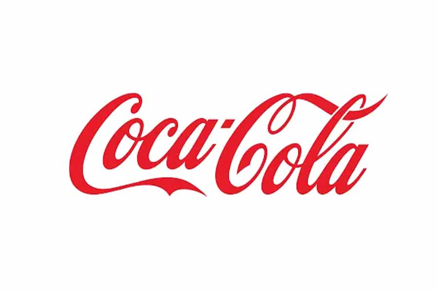  adjusting typography in logo design