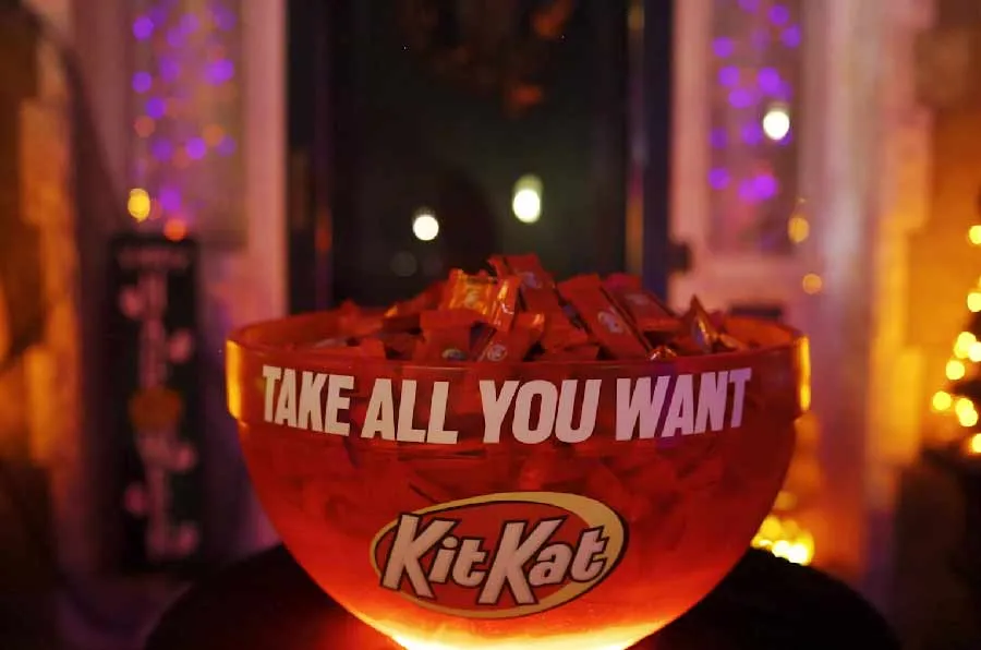 creepy halloween aesthetic